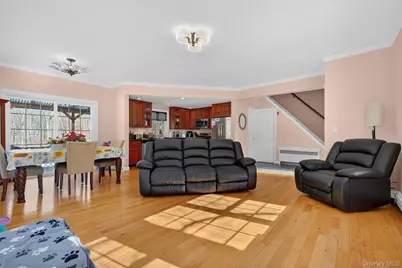 8 Garrett Place, Carmel, NY 10512 - Photo 6