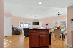 8 Garrett Pl, Carmel, NY 10512 - Photo 10