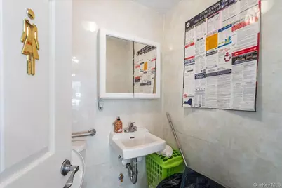 101-12 43rd Avenue, Corona, NY 11368 - Photo 10