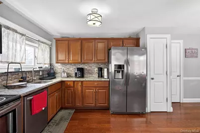 110 S Montgomery Street, Walden, NY 12586 - Photo 14