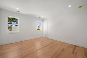 467 Hull St, East Meadow, NY 11554 - Photo 14