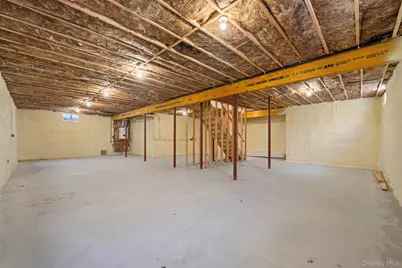 467 Hull Street, East Meadow, NY 11554 - Photo 26
