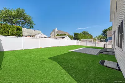 467 Hull Street, East Meadow, NY 11554 - Photo 28