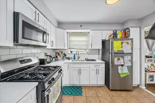 25-04 42nd St, Astoria, NY 11103 - Photo 24