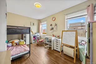 25-04 42nd St, Astoria, NY 11103 - Photo 28