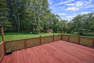 5180 Sound Ave, Mattituck, NY 11952 - Photo 16