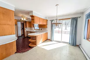 5180 Sound Ave, Mattituck, NY 11952 - Photo 6