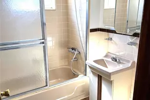 154-28 65th Ave, Flushing, NY 11367 - Photo 14