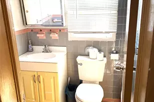 154-28 65th Ave, Flushing, NY 11367 - Photo 10