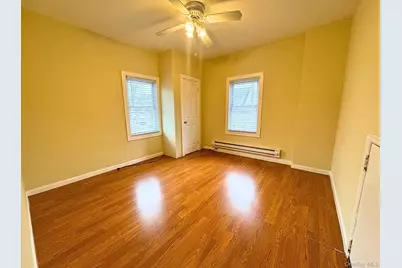 84-56 164th Street #2nd Fl, Jamaica, NY 11432 - Photo 4