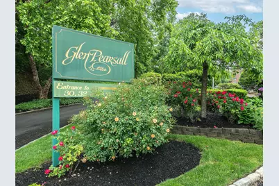 32 Pearsall #2D, Glen Cove, NY 11542 - Photo 1