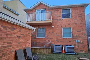 43-29 249th St, Little Neck, NY 11363 - Photo 4