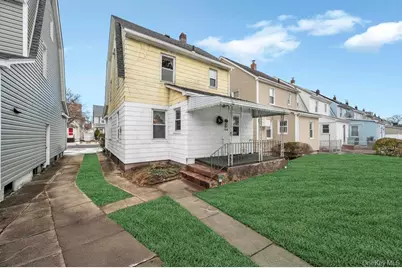 248-24 88th Drive, Bellerose, NY 11426 - Photo 6