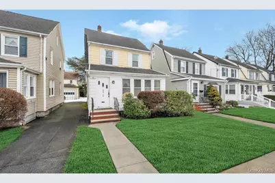 248-24 88th Drive, Bellerose, NY 11426 - Photo 4