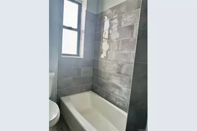 724 E 216th Street #4D, Bronx, NY 10467 - Photo 8