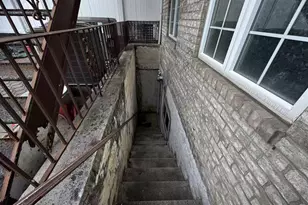 2832 Dudley Ave, Bronx, NY 10461 - Photo 8