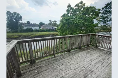 256-20 Craft Avenue #2nd Floor, Rosedale, NY 11422 - Photo 10