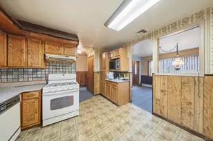 16 Mountain Ave, Middletown, NY 10940 - Photo 10