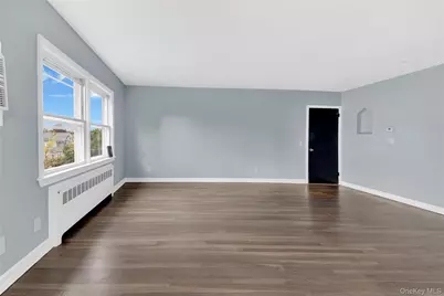 28 Crestmont Avenue, Yonkers, NY 10704 - Photo 8