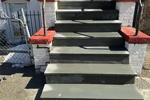 42 Carpenter Ave, Newburgh, NY 12550 - Photo 2