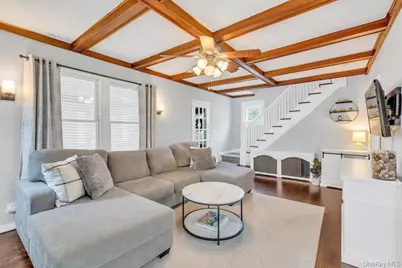 77 Rollstone Avenue, West Sayville, NY 11796 - Photo 10