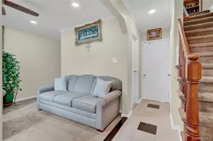 84-15 259th St, Floral Park, NY 11001 - Photo 12