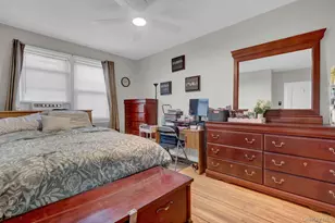 84-15 259th St, Floral Park, NY 11001 - Photo 8