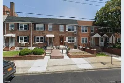 8415 259th Street, Floral Park, NY 11001 - Photo 2