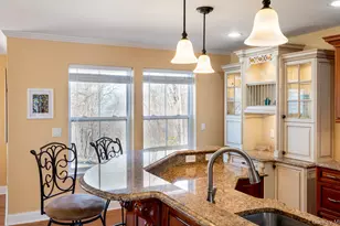 14 Vantage Ct, Port Jefferson, NY 11777 - Photo 6