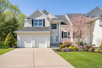 14 Vantage Court, Port Jefferson, NY 11777 - Photo 1