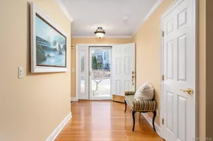 14 Vantage Ct, Port Jefferson, NY 11777 - Photo 10