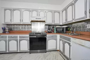 65 Buckingham Ct, Pomona, NY 10970 - Photo 6