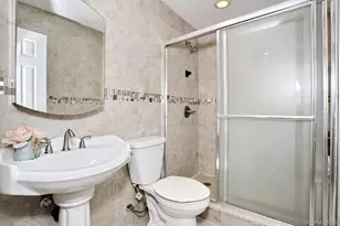 65 Buckingham Ct, Pomona, NY 10970 - Photo 10