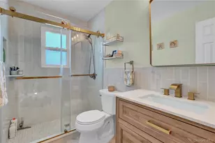 21 Woodside Ave, Port Jefferson, NY 11777 - Photo 18