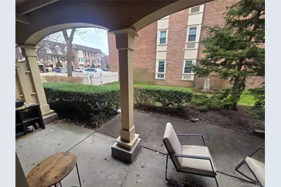 206-14 Emily Road #42 L, Bayside, NY 11360 - Photo 8