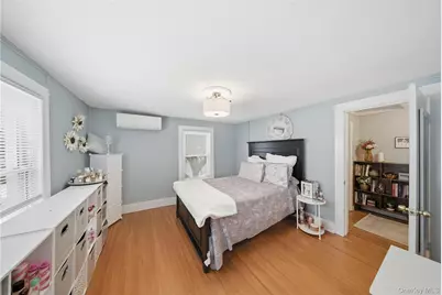 2097 Washington Avenue, Seaford, NY 11783 - Photo 18