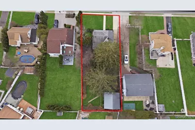 2097 Washington Avenue, Seaford, NY 11783 - Photo 30