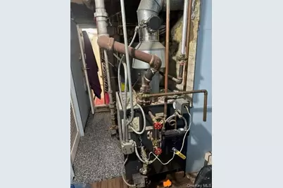 13118 95th Avenue, Richmond Hill, NY 11419 - Photo 6