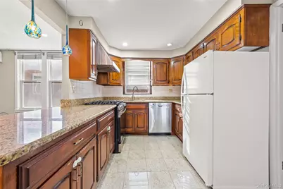 2942 164th Street, Flushing, NY 11358 - Photo 26