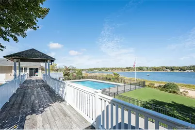 61 W Tiana Road #10, Hampton Bays, NY 11946 - Photo 22