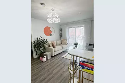 13249 41st Road #5B, Flushing, NY 11355 - Photo 1