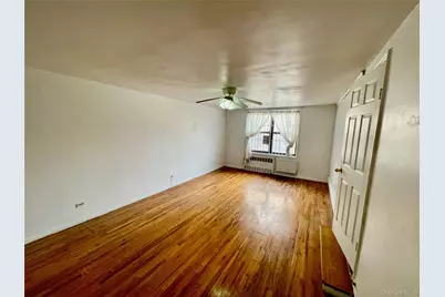138-15 Franklin Ave #319, Flushing, NY 11355 - Photo 2