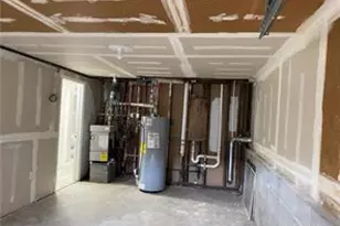 104 Sutton Park Rd, Poughkeepsie, NY 12603 - Photo 16