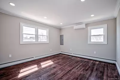 72 W Lido Promenade, Lindenhurst, NY 11757 - Photo 10