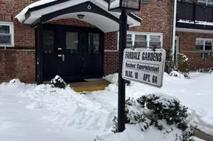 6 Ivy, Farmingdale, NY 11735 - Photo 2