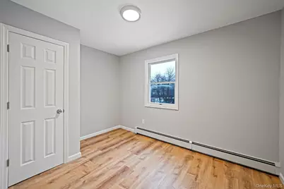 1730 Heckscher Avenue, Bay Shore, NY 11706 - Photo 24