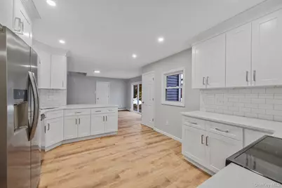 38 Clymer Street, Port Jefferson, NY 11776 - Photo 14