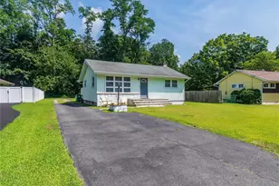 11 Toomey Dr, Poughkeepsie, NY 12603 - Photo 28