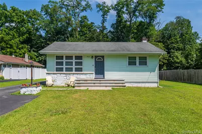 11 Toomey Drive, Poughkeepsie, NY 12603 - Photo 1