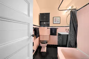 217 Bennett Ave, Hempstead, NY 11550 - Photo 24